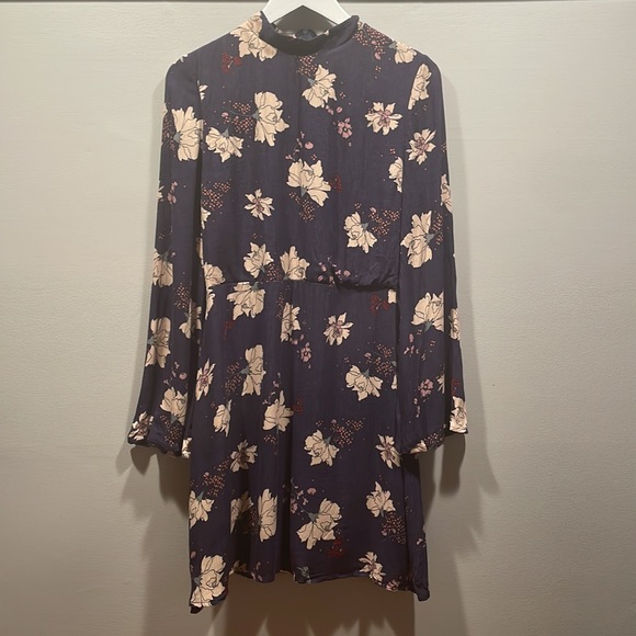 Size Large Purple Floral Dress - Picture 1 of 6